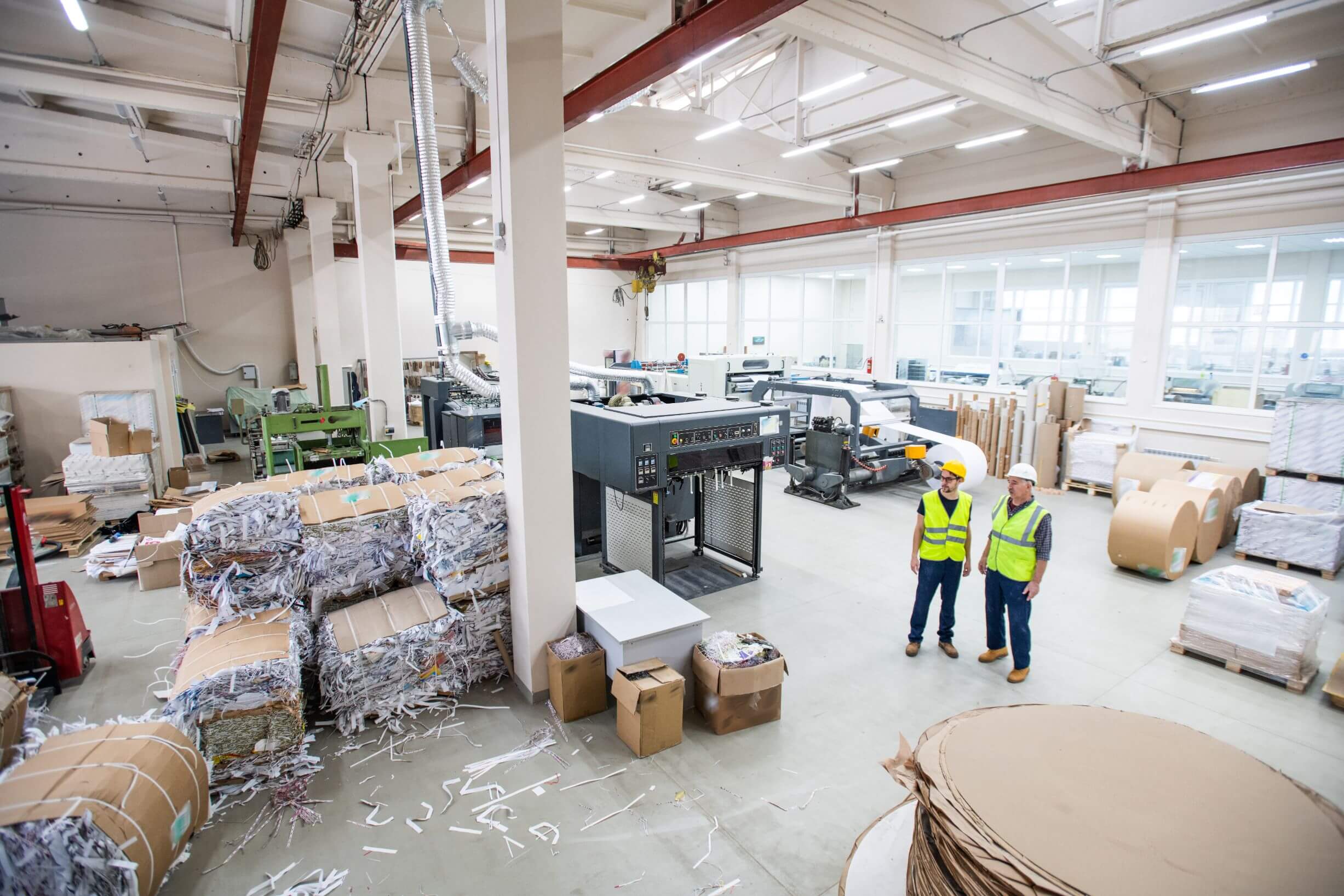workers-of-paper-recycling-factory